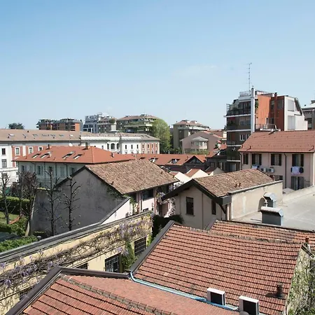 Apartment Youhosty - Segantini 73 Milan