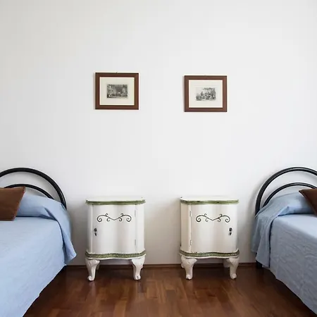 Apartment Youhosty - Segantini 73 Milan
