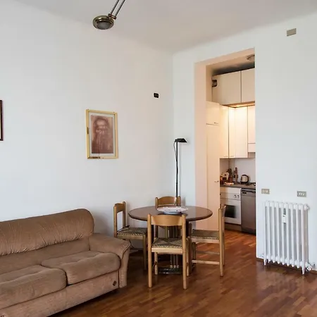 Youhosty - Segantini 73 Apartment